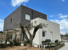 Casa Moderna Cúbica 204 m²