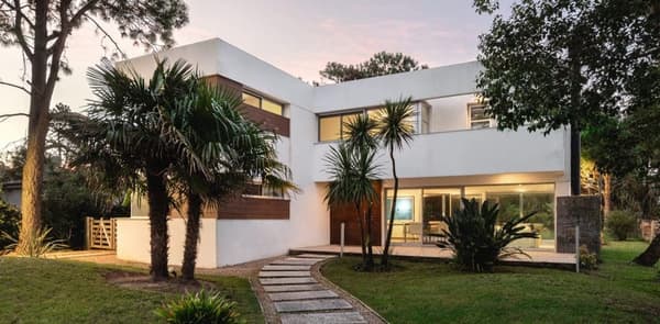 Casa sostenible de diseño en la Costa Brava